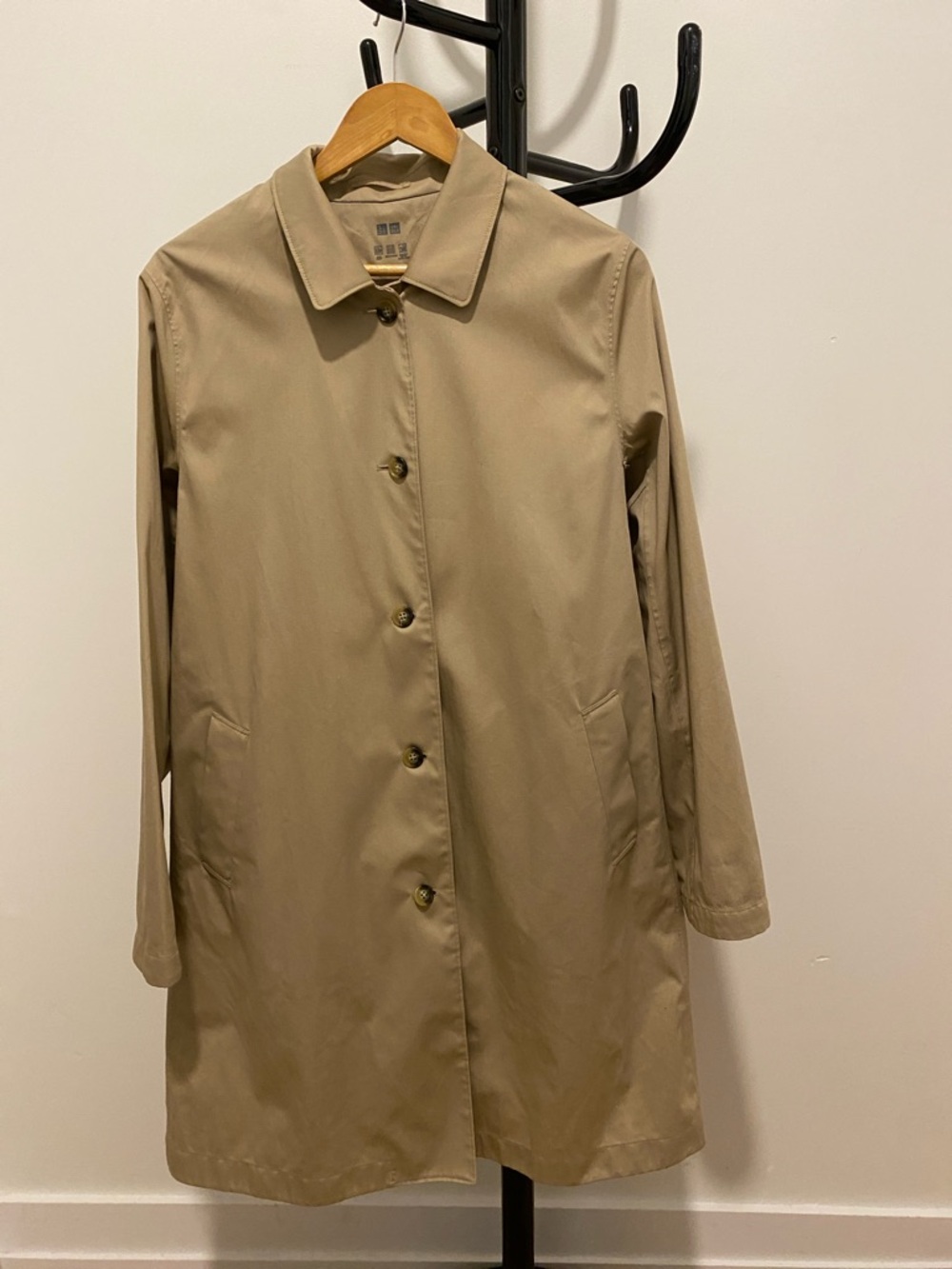 Uniqlo Women's Tan Single-Breasted Trench Coat